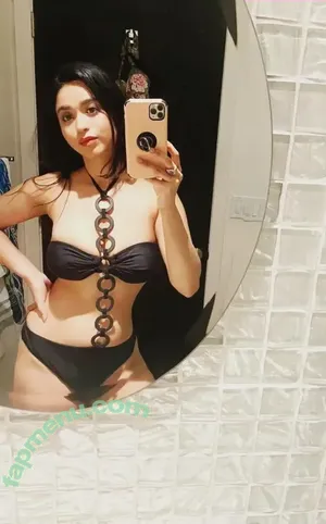  nude photo #0002
