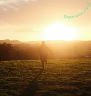 Soupforeloise / help nude photo #0144