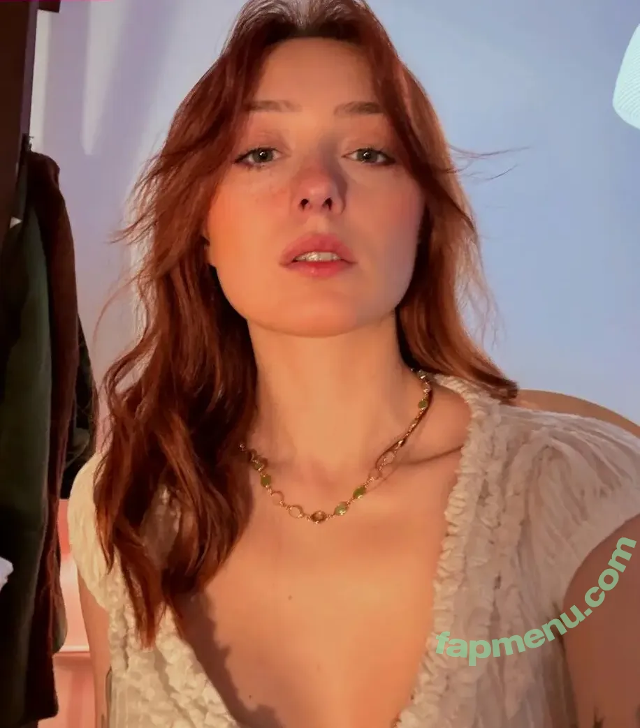 Soupforeloise nude photo #0049 (help)