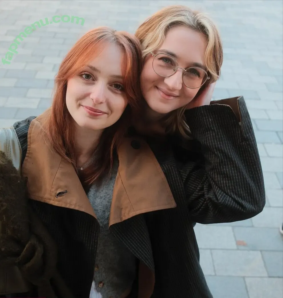 Soupforeloise nude photo #0143 (help)