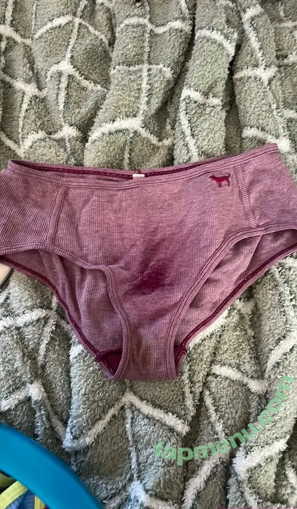sourskittles27 nude photo #0002 (aheckingheck)