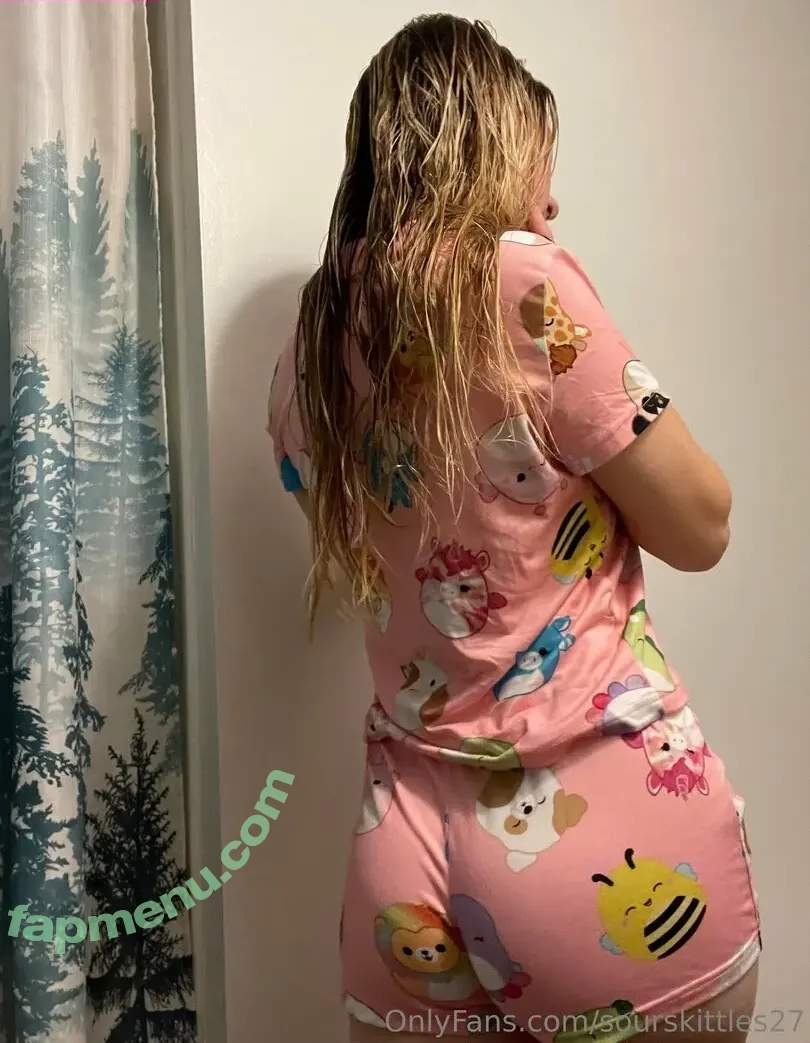 sourskittles27 nude photo #0012 (aheckingheck)