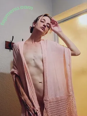  nude photo #0022
