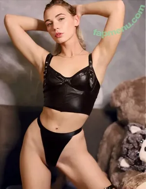 Sowa Valeri / SowaValeri / Steklova Essenia / sowa.valeri / teasingsister nude photo #0484