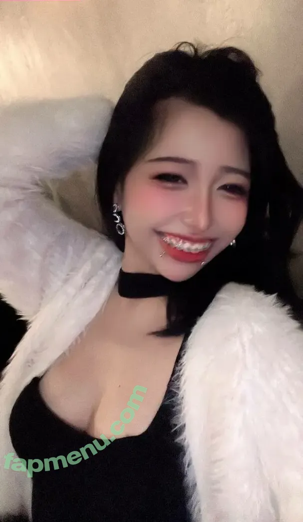 Sowoncos nude photo #0059 (Precious Joy Vigo / Sowon - 소원)