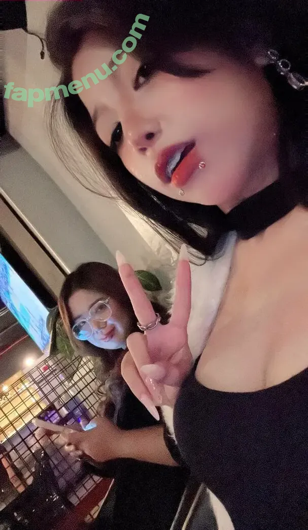 Sowoncos nude photo #0067 (Precious Joy Vigo / Sowon - 소원)