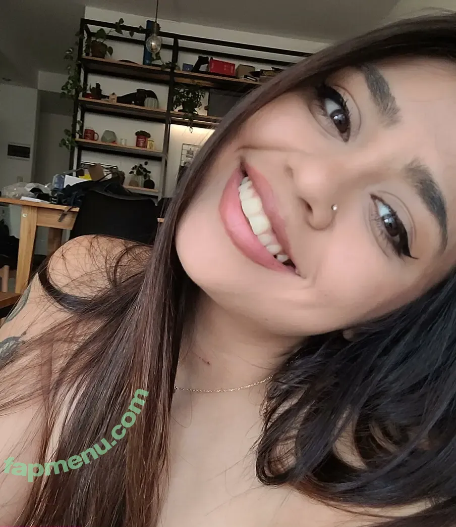 soygala_x nude photo #0006 (ofgala_x)