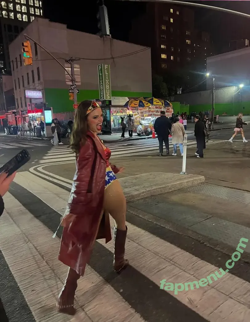 Soykarengoncalves nude photo #0052 (Badgirlvip / Karen Goncalves / Karengoncalvesg / soykarengoncalves1)