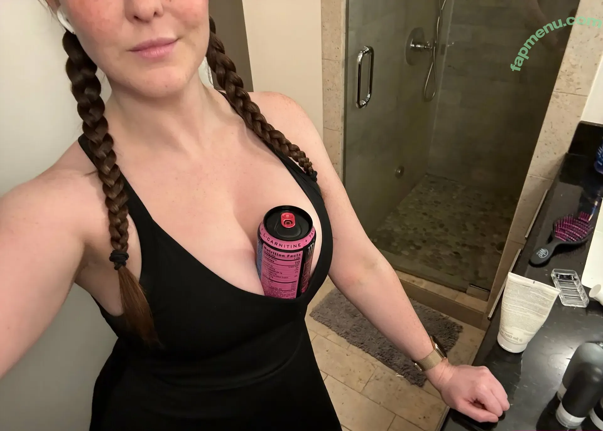 Space Ghost nude photo #0012 (Kari Keone / karikeone / spacegh0sttv)