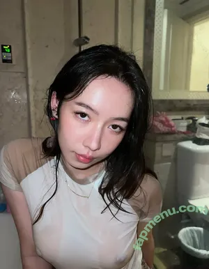  nude photo #0005