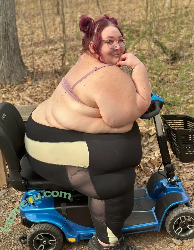 spanxbeluga nude photo #0100 (spanxbeluga2.1)