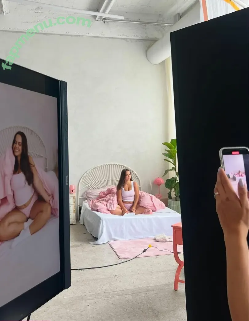 Spencer Barbosa nude photo #1073 (spencer.barbosa)