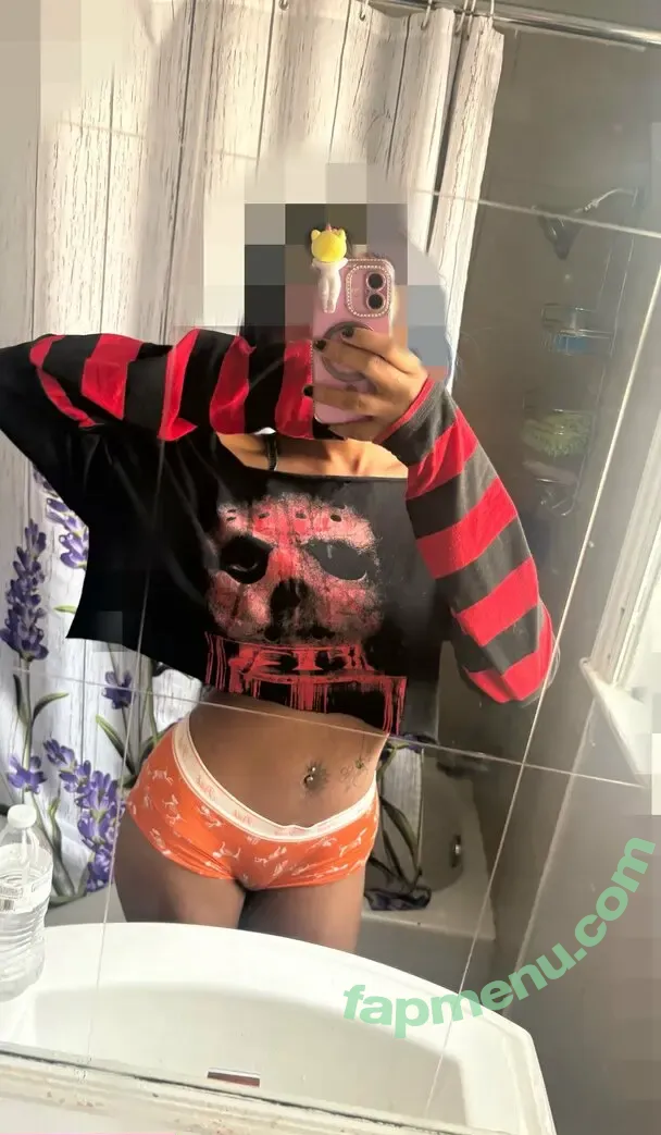 spendforlayla nude photo #0050 (dominatrix908 / laurenbrown.beauty / princesslayla7 / princessplat12)