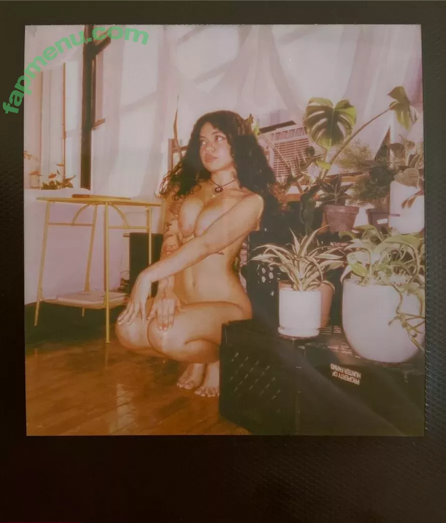 Spicymarii nude photo #0091 (lilfairymari / spicymari)