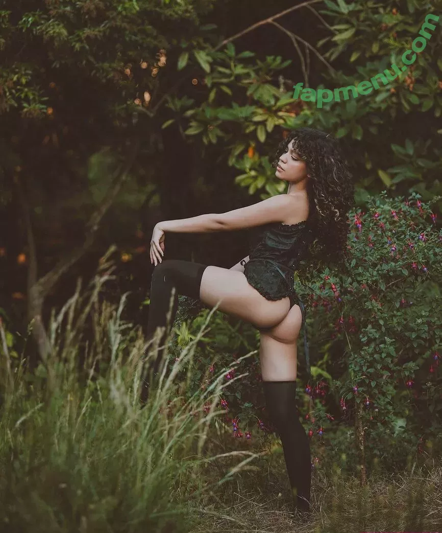 Spicymarii nude photo #0147 (lilfairymari / spicymari)