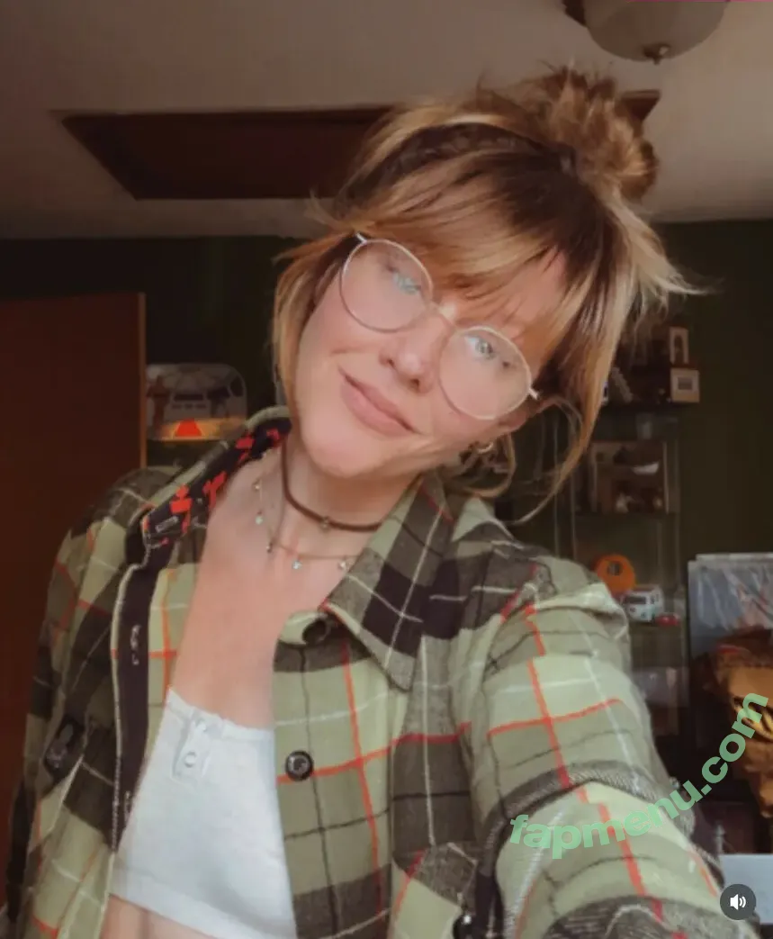 Splash_Mommy nude photo #0069 (Splash_Mommy)