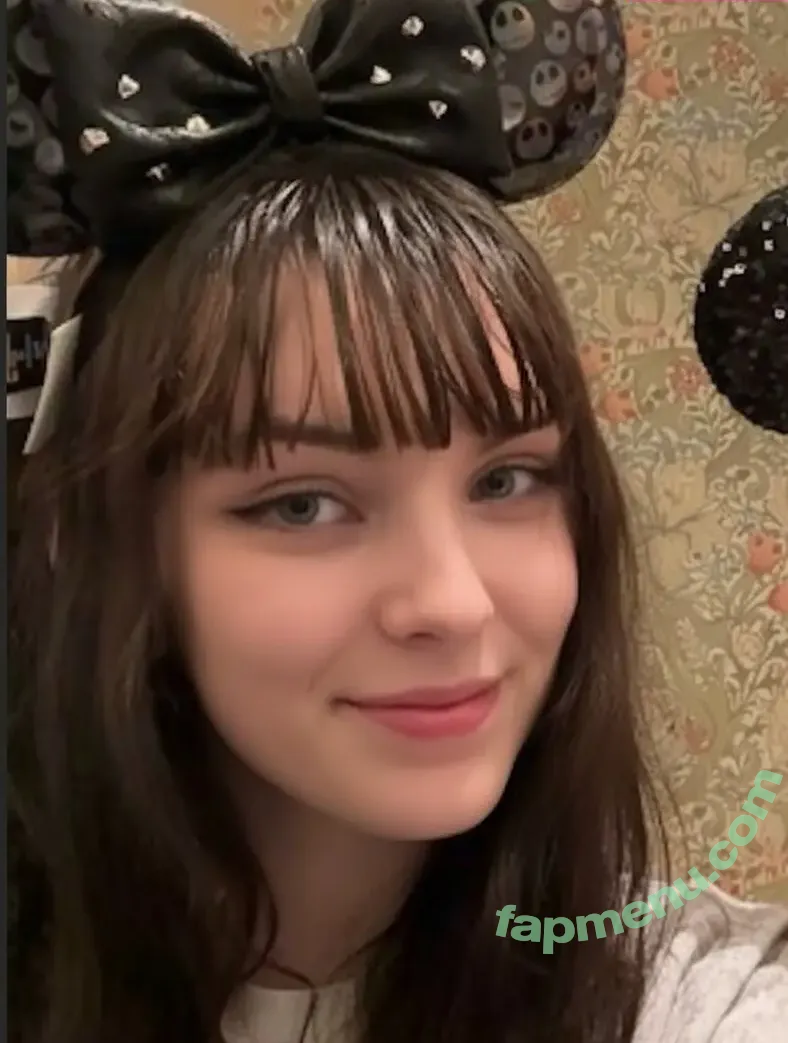 Spoiled softie nude photo #0025 (SpoiledSoftie / spoiled_softie)