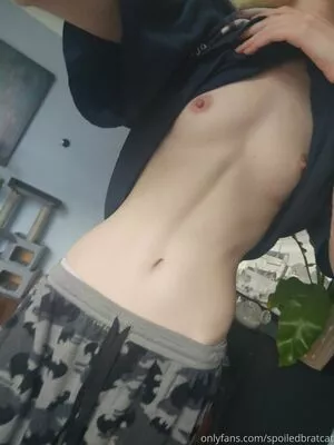 spoiledbratcat / sfwbratcat / spoiledbratcattt nude photo #0036