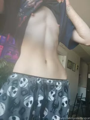 spoiledbratcat / sfwbratcat / spoiledbratcattt nude photo #0096
