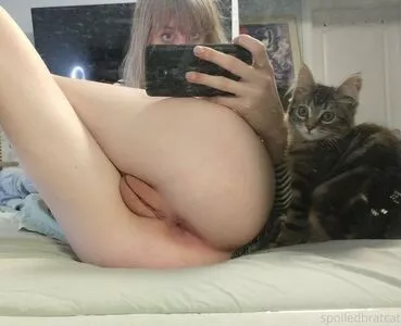 spoiledbratcat / sfwbratcat / spoiledbratcattt nude photo #0170