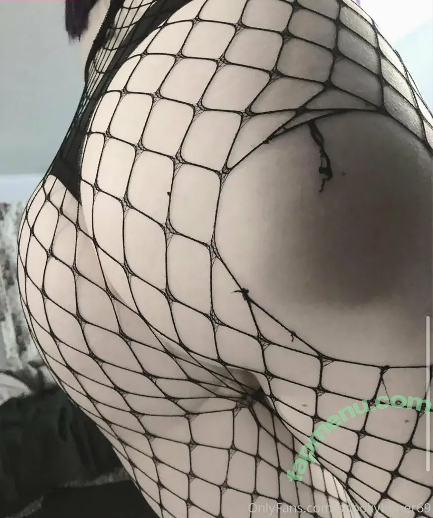 spookyboner69 nude photo #0006 (spookyboner69)