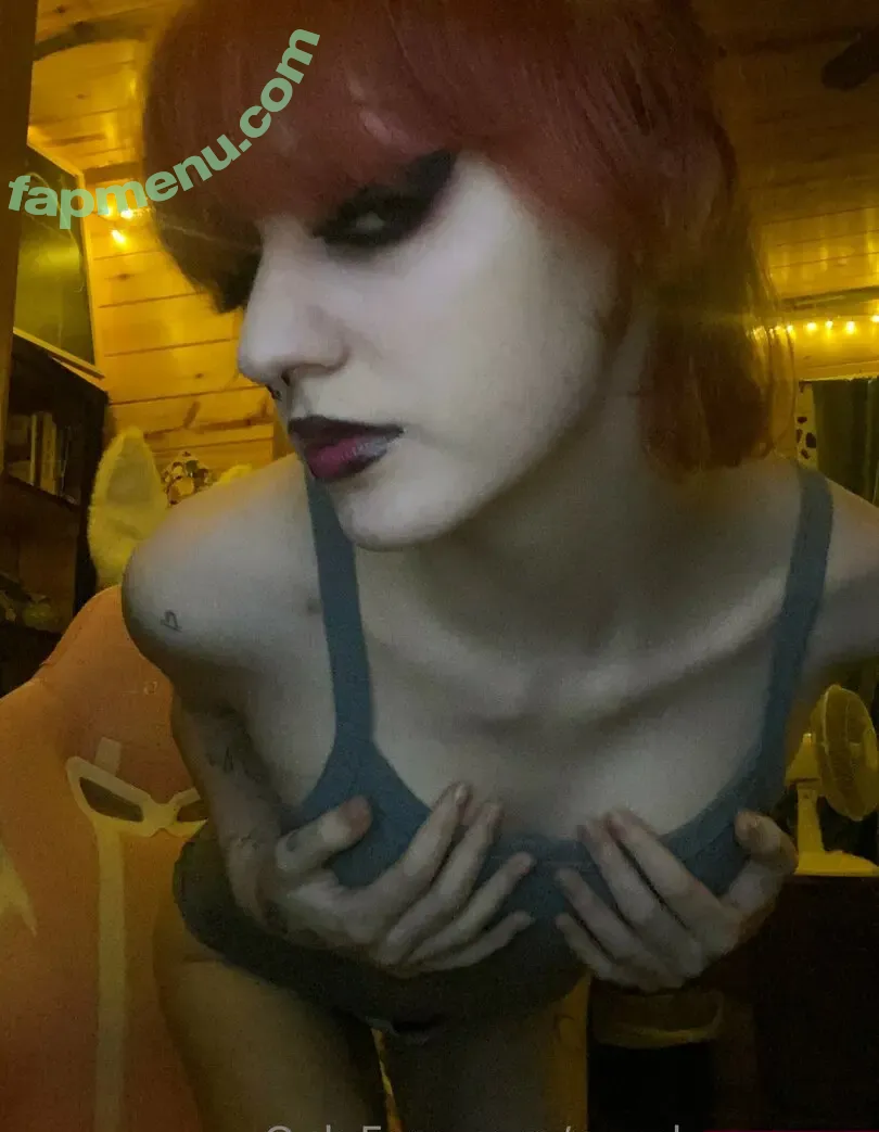 Spookypuppyy nude photo #0046 (Spookyhomicide)