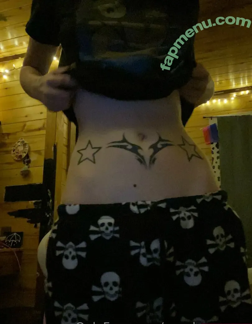 Spookypuppyy nude photo #0117 (Spookyhomicide)