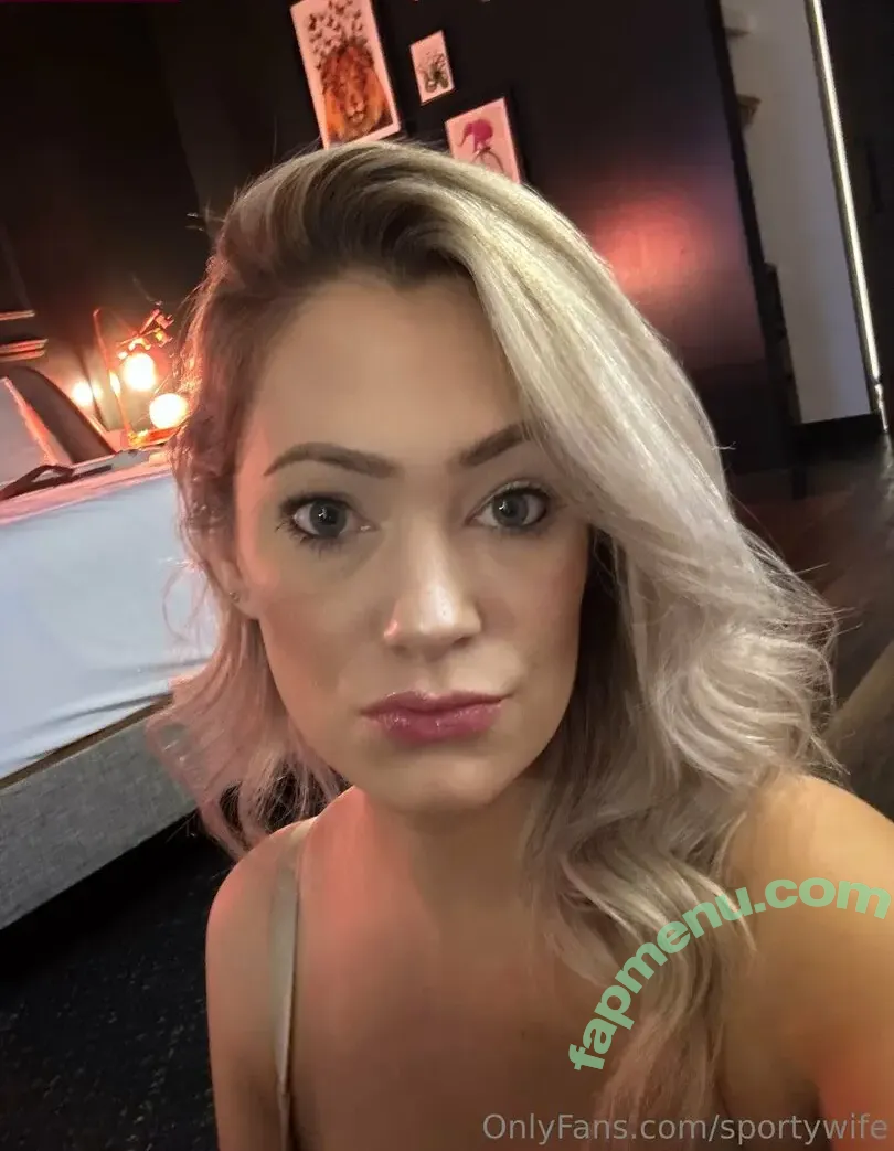 SportyWife nude photo #0106 (HotwifeRye / SportyMom / sporty_wifey)