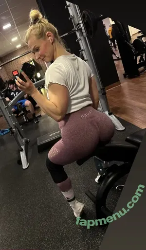 Sqauts_and_pizza / Jane_slf / squats_and_pizza nude photo #0053