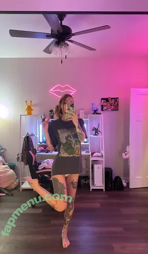  nude photo #0002