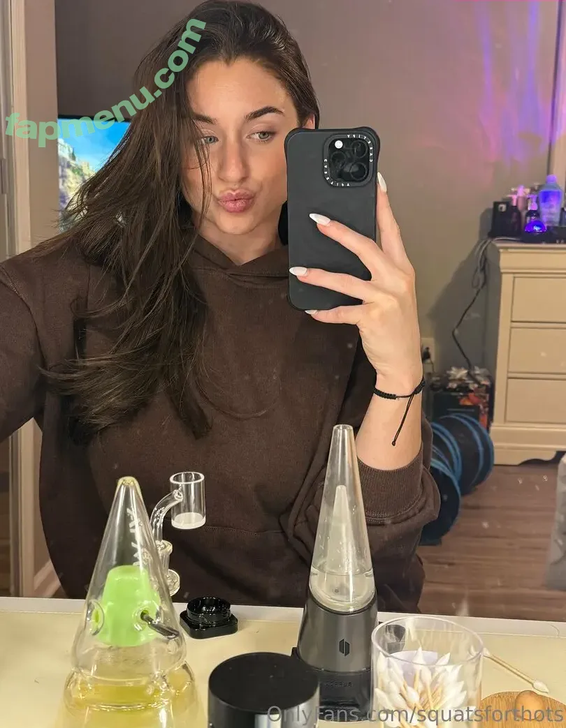 Squatsforthots nude photo #0016 (emily_harris_)