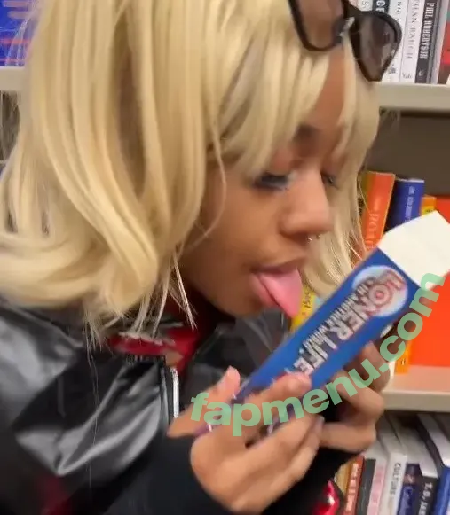 Squidamii nude photo #0004 (Squidamii)