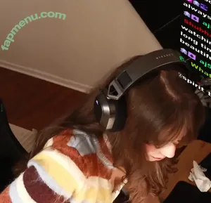 Squidinkidink nude photo #0202