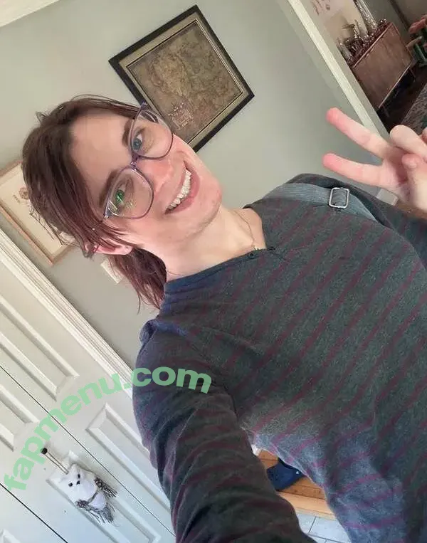 squiggledingle nude photo #0062 (thesquigglewiggle)