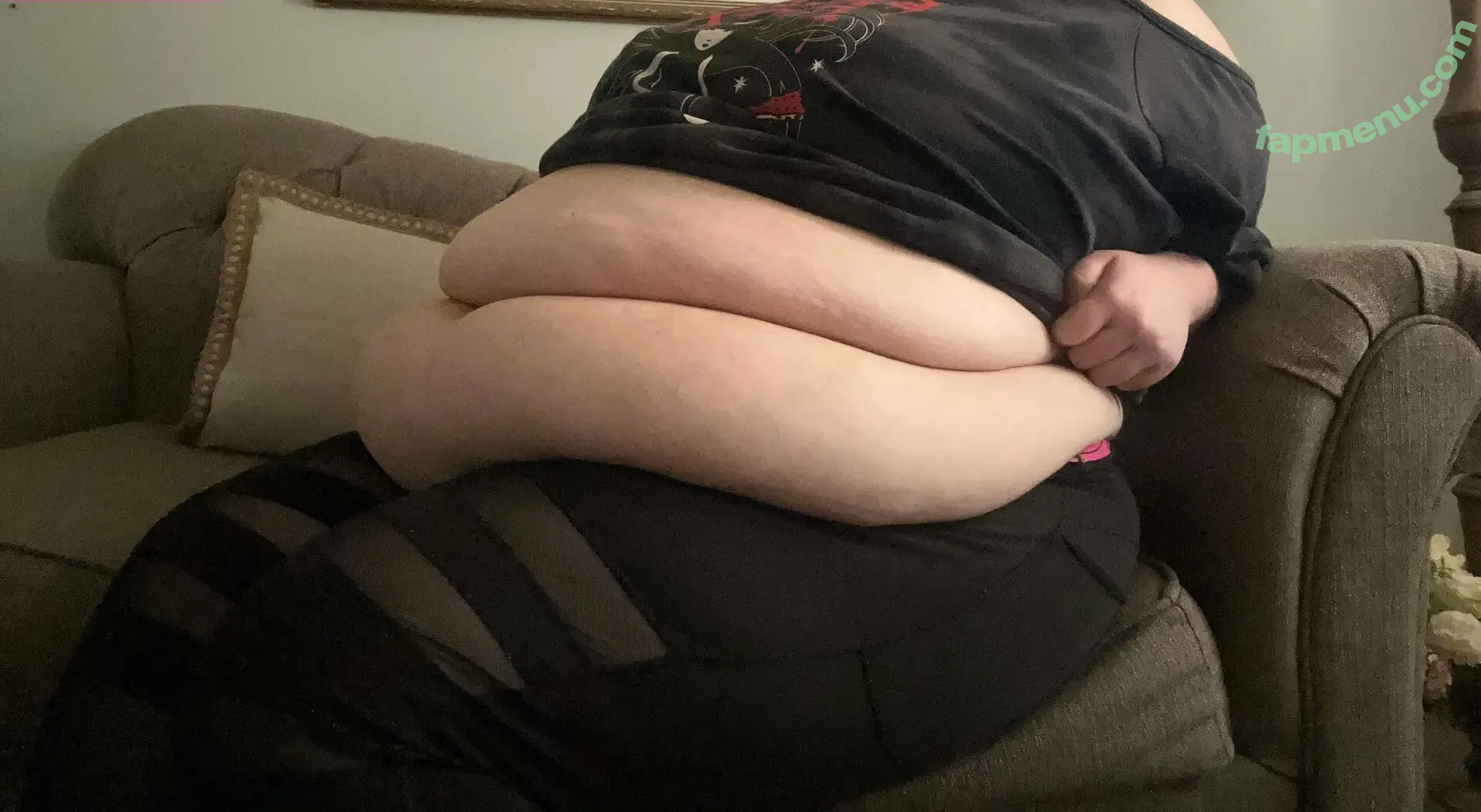 squishy-brat nude photo #0076 (squishylilbrat)