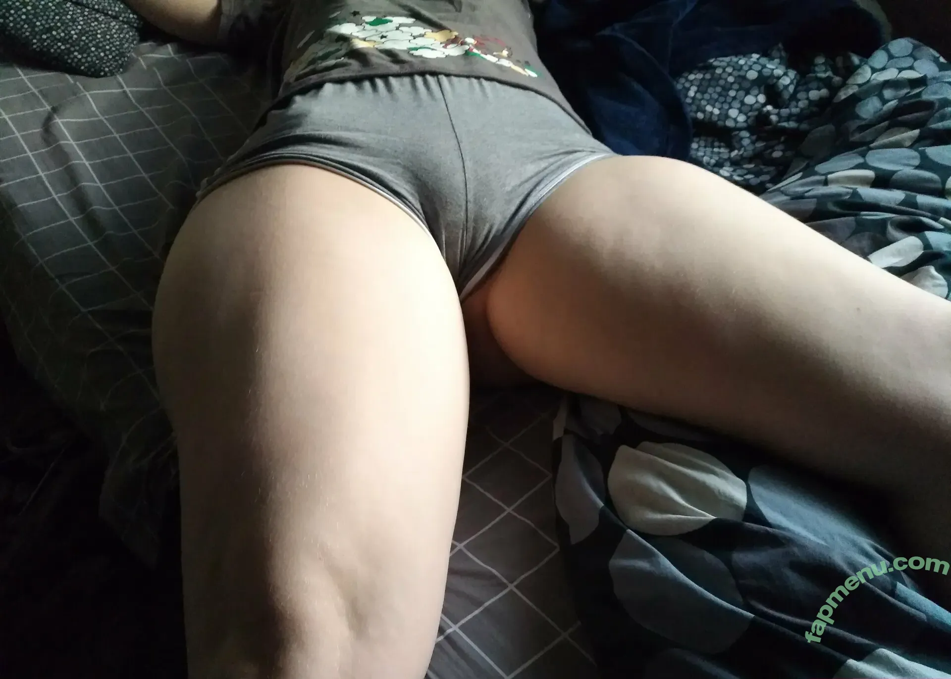 squishyfree nude photo #0075 (squishyfree)