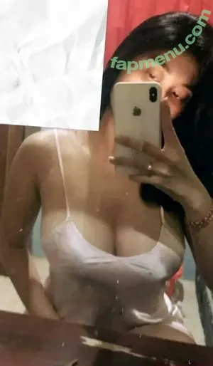 Sri Ayu Tarisa / sriayutariisa28 nude photo #0033