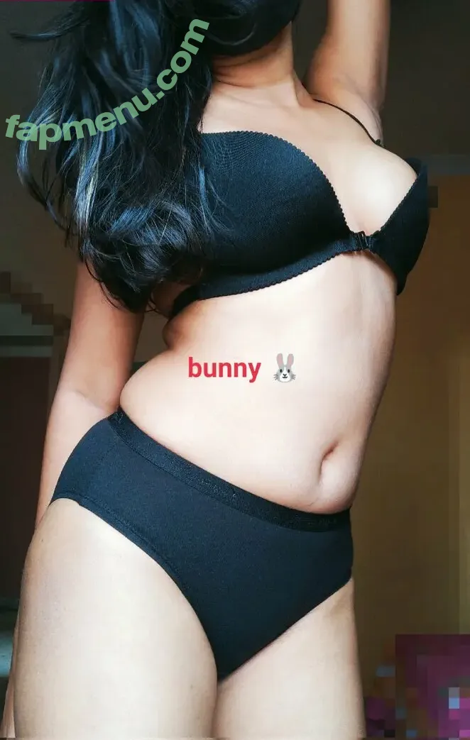 Sri Lankan nude photo #0051 (Anuradha676 / anuradha_forsure / freakyindianbebe-vip)