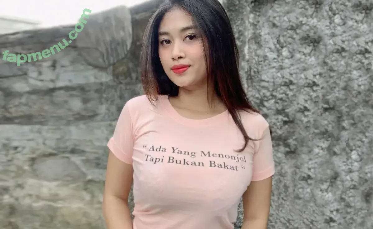 Sriayu Tarisa nude photo #0009 (Sriayu Tarisa)