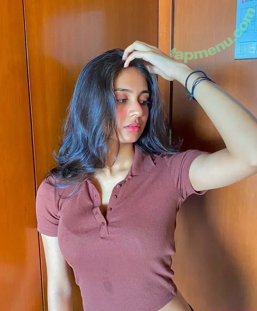 Srushti Bannatti nude photo #0032 (_bannnno_)