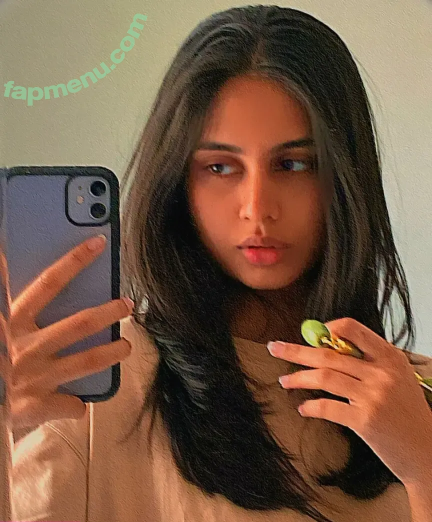 Srushti Bannatti nude photo #0044 (_bannnno_)