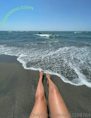  nude photo #0002