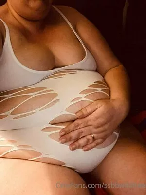 ssbbw40free / ssbbw4red20 nude photo #0043