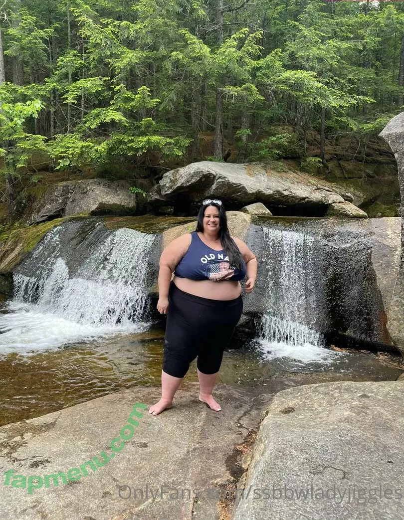 ssbbwladyjiggles nude photo #0032 (ssbbwladyjiggles)