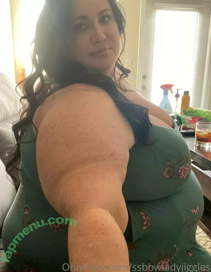 ssbbwladyjiggles nude photo #0042 (ssbbwladyjiggles)