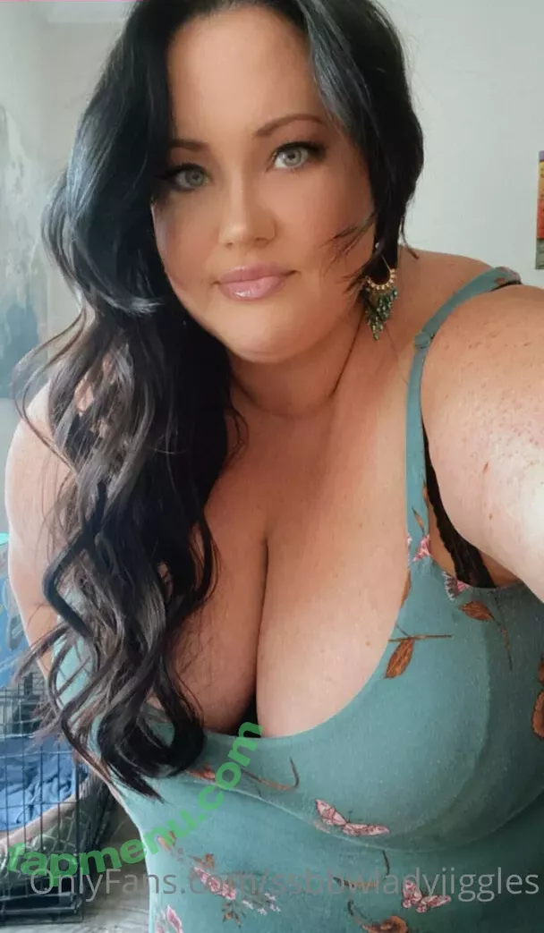ssbbwladyjiggles nude photo #0048 (ssbbwladyjiggles)