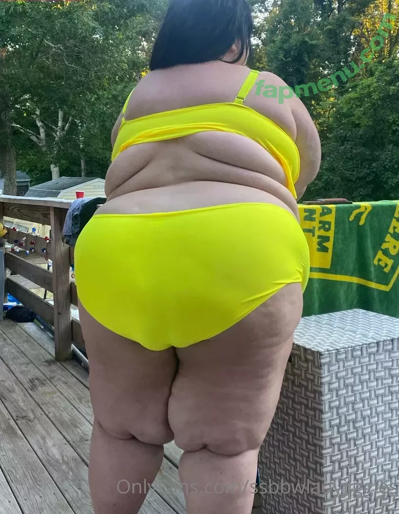 ssbbwladyjiggles nude photo #0056 (ssbbwladyjiggles)