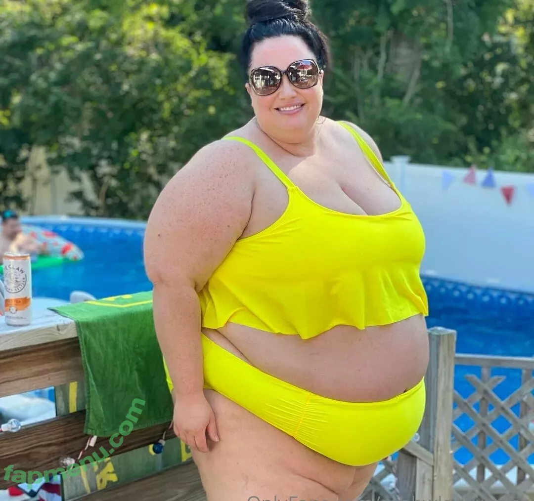 ssbbwladyjiggles nude photo #0064 (ssbbwladyjiggles)