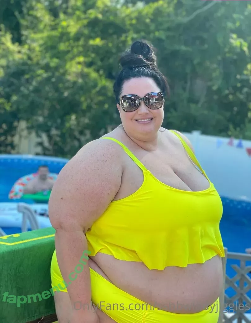 ssbbwladyjiggles nude photo #0067 (ssbbwladyjiggles)