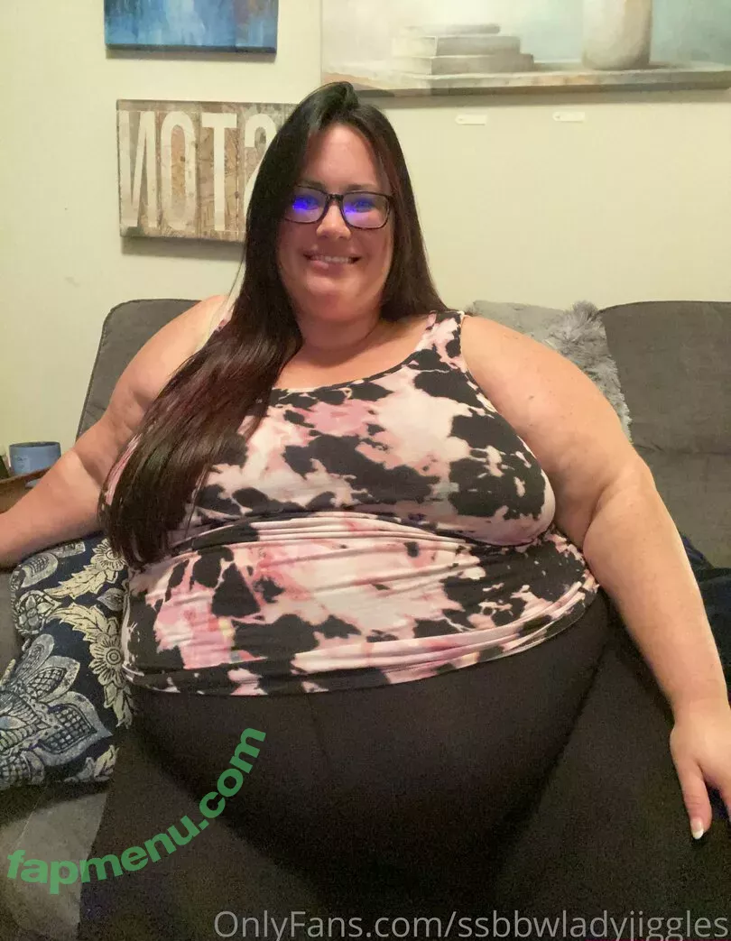 ssbbwladyjiggles nude photo #0154 (ssbbwladyjiggles)